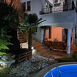 Luxury Emily With Amazing Sea View لوفغان