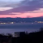 شقة Luxury Emily With Amazing Sea View