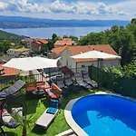 شقة Luxury Emily With Amazing Sea View لوفغان
