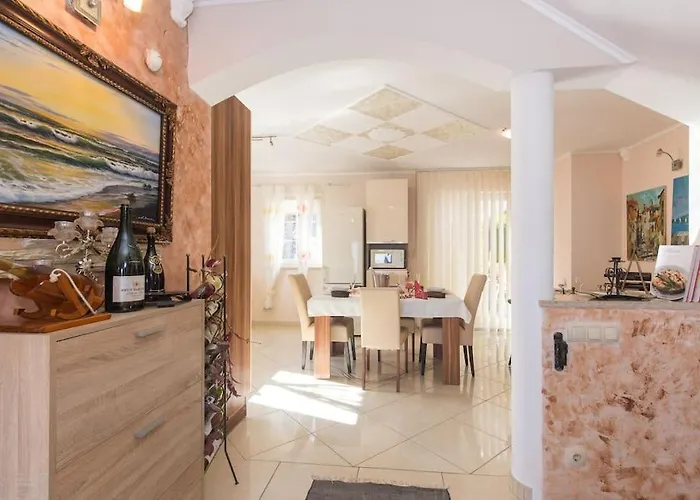 Luxury Emily With Amazing Sea View