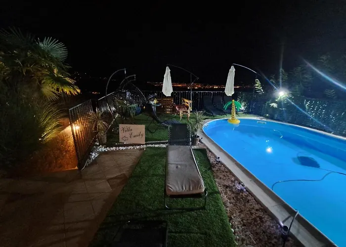 Luxury Emily With Amazing Sea View