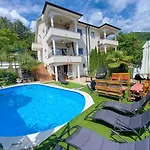 Luxury Emily With Amazing Sea View