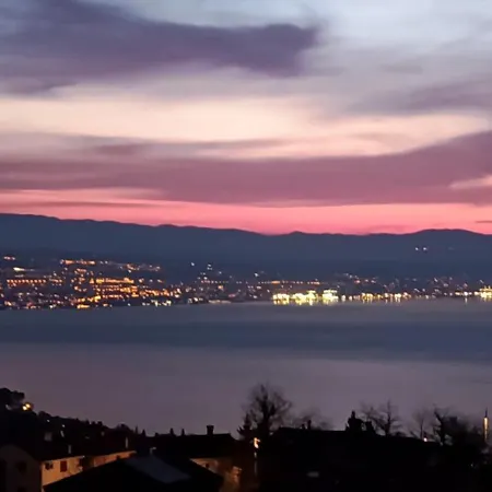 Luxury Emily With Amazing Sea View Apartament Lovran