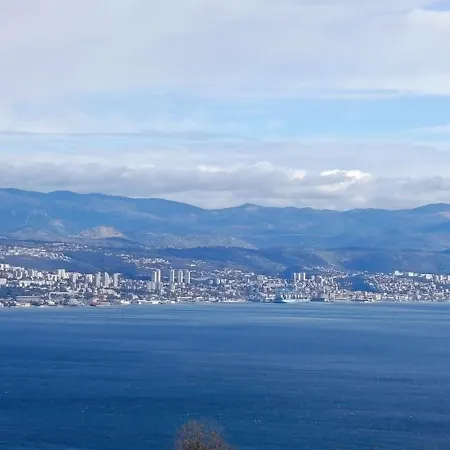 Luxury Emily With Amazing Sea View Apartament